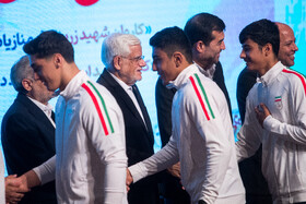 آیین تجلیل از مدال آوران ورزشی دانش آموزی