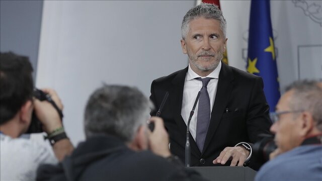 فرناندو گرانده-مارلاسکا، وزیر کشور اسپانیا اسپانیا از رژیم صهیونیستی به دیوان کیفری بینالمللی شکایت میکند