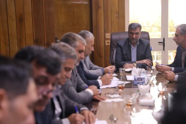 نظارت جدی بر بازار مرغ در ایلام / تأکید بر تکنرخی شدن و شفافسازی قیمتها