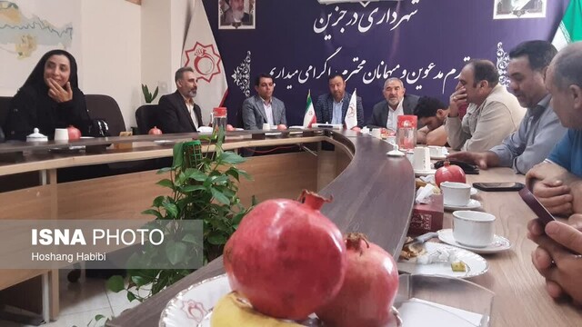 «درجزین» باغ‌شهری با ۶۵ درصد انارستان/ ۱۲ مدال‌آور و یک سال ورزشی!