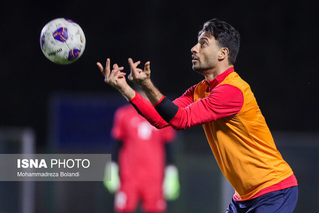 حمله شجاع به خیابانی: او یک دلقک است/ به خانواده همه فوتبالیست‌ها توهین شد + ویدیو