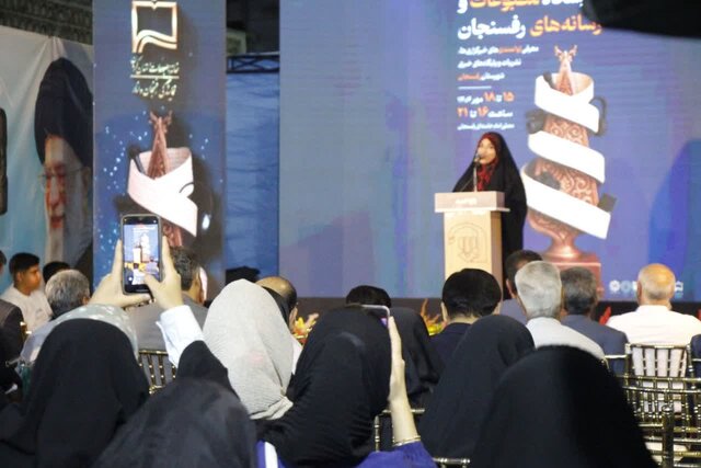 رسانه‌ها متعهد به روایتگری حقیقت باشند
