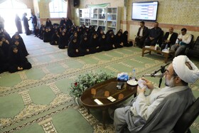 برگزاری نشست پرسش و پاسخ دانش آموزان با نماینده ولی فقیه در سیستان و بلوچستان