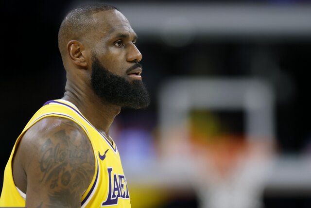 لبران جیمز پیش‌فصل NBA را از دست داد