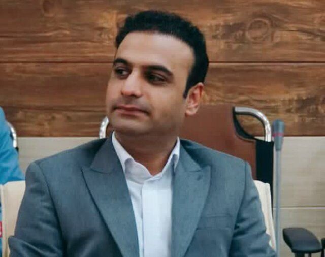 علم باید خالق ثروت باشد نه وابسته به آن