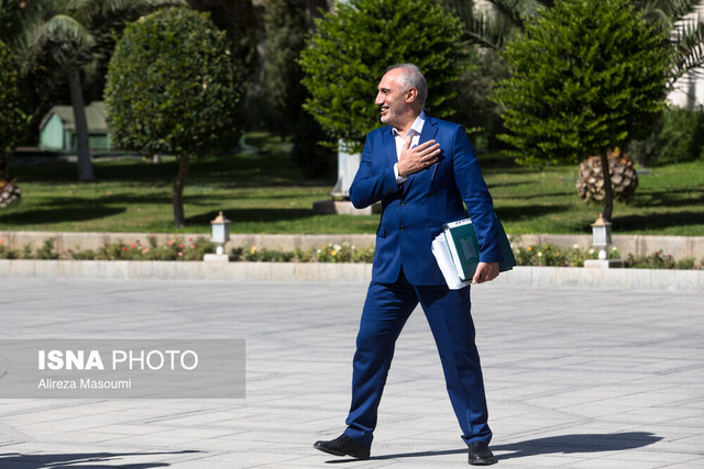 قول پزشکیان به خبرنگاران/تذکر به مجلس درباره استیضاع وزرا