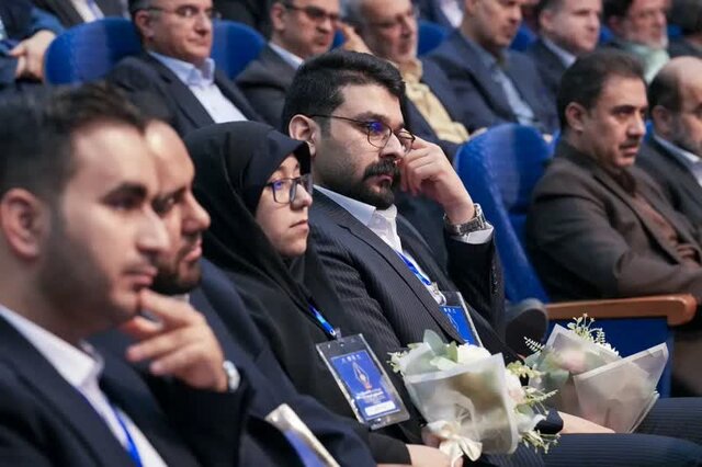 شیمی آینده، هوشمند و دادهمحور خواهد بود/ تجربه بینالمللی را برای خدمت به ایران میخواهم