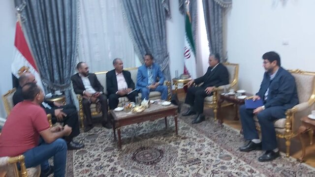 دیدار رئیس دفتر حفاظت منافع ایران در قاهره با رئیس و اعضای اتحادیه تعاونی های مصرف مصر اعلام آمادگی ایران برای ورود به بازارهای شمال آفریقا از طریق مصر