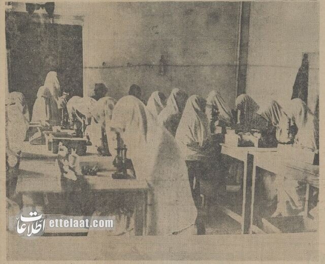 عکسی از یک مدرسه دخترانه تهران در سال ۱۳۱۰
