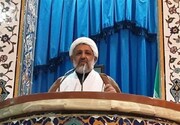 امام جمعه موقت ایلام: دستگاه دیپلماسی، بازتاب‌دهنده قدرت مردم و نیروهای مسلح باشد