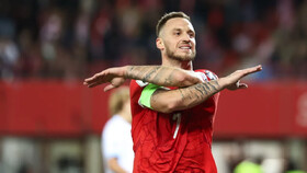 نگاهی به نتایج دیدارهای پنج‌شنبه‌شب‌ فوتبال جهان