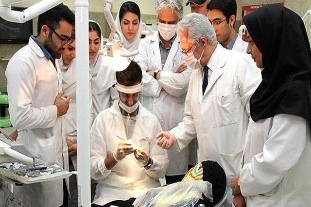 آینده دو رشته پزشکی و دندانپزشکی در حال نابودی است/مسببان باید محاکمه شوند آینده دو رشته پزشکی و دندانپزشکی در حال نابودی است/مسببان باید محاکمه شوند