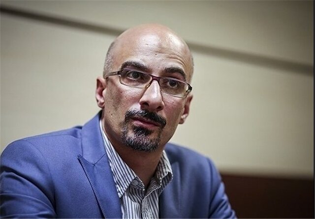 عذرخواهی طباطبایی از برخورد معاون وزیر بهداشت با یک خبرنگار عذرخواهی طباطبایی از برخورد معاون وزیر بهداشت با یک خبرنگار
