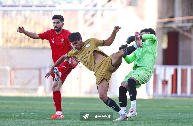 برد پرسپولیس در دیداری تدارکاتی