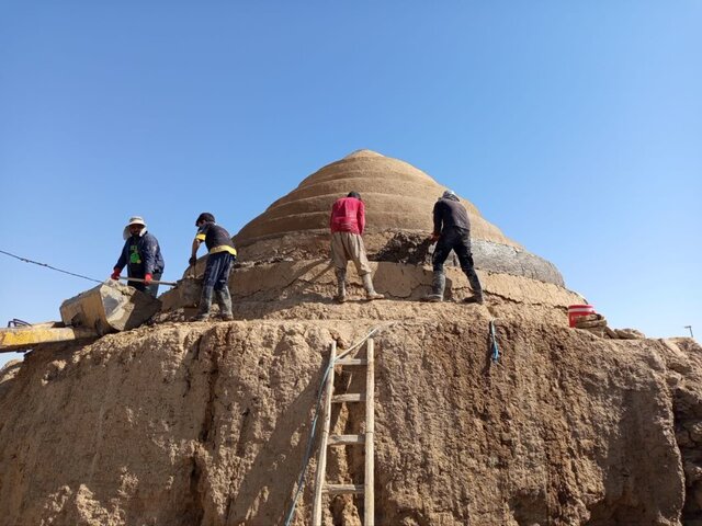 یخدان قدیمی روستای فرات مرمت یخدان قدیمی فرات دامغان و آبانبار بزرگ شهر کهنآباد