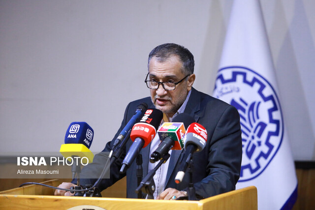 آینده «شریف» را استادان جوان می‌سازند