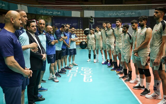 تمرینات تیم ملی والیبال برای بازیهای اسلامی تمرینات تیم ملی والیبال برای بازیهای اسلامی