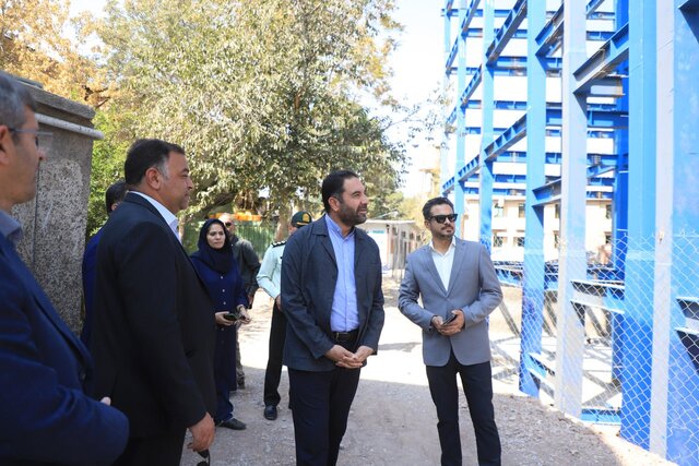 اعلام نظر قطعی میراث درباره ساختمان امور مالیاتی تا یکشنبه آینده/ پیگیری ثبت جهانی بازار کرمان