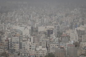 مشهد در محاصره گرد و غبار