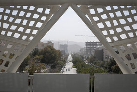 مشهد در محاصره گرد و غبار
