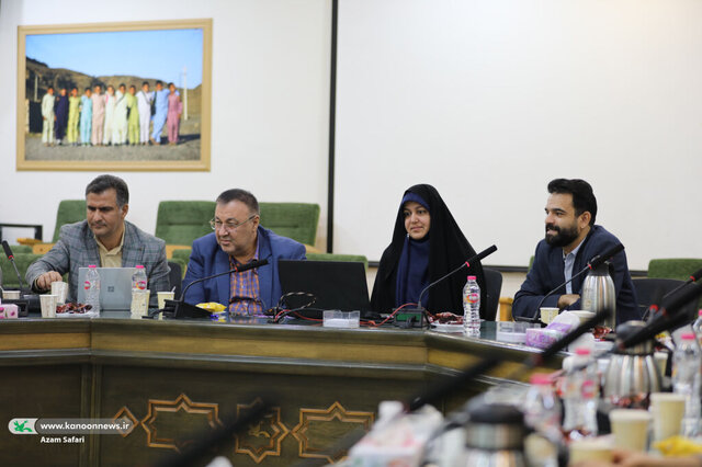 با قایم موشک‌ قوانین اجتماعی را یاد گرفتیم/ نمایش کودک تُپُل برای تبلیغ خوراکی جرم است