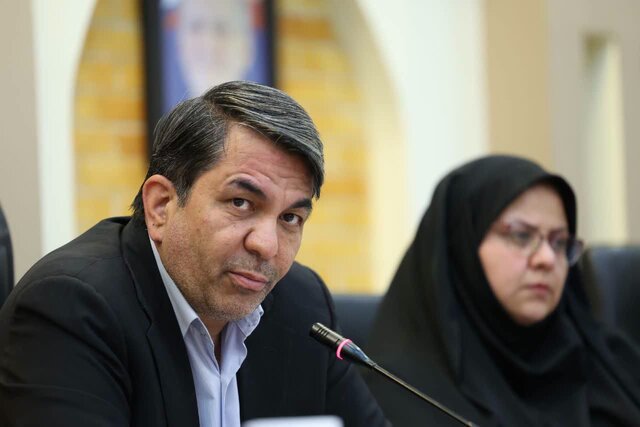 ضرب‌الاجل استاندار کرمان برای رفع موانع تسهیلات و تأمین زمین قانون جوانی جمعیت