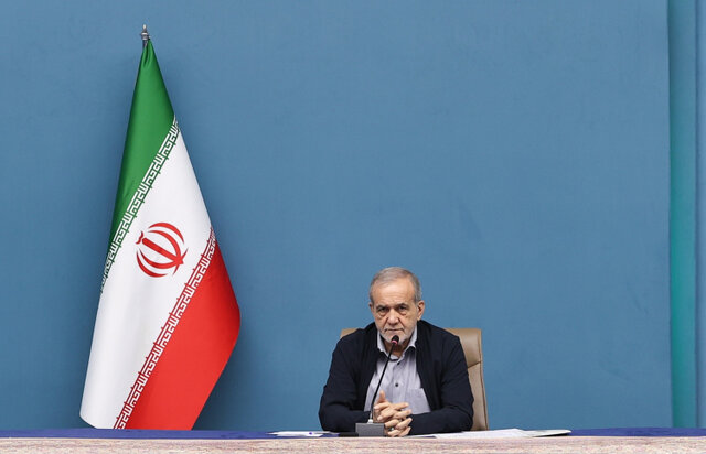 انتصاب ۳ عضو شورایعالی فضایی از سوی پزشکیان انتصاب ۳ عضو شورایعالی فضایی از سوی پزشکیان