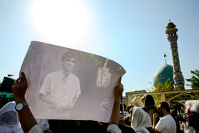 مراسم تشییع پیکر ناصر تقوایی در امامزاده طاهر کرج