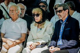 سعید پورصمیمی در مراسم تشییع پیکر ناصر تقوایی در امامزاده طاهر کرج