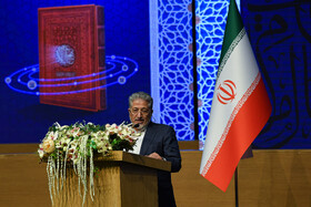 ترویج علم نافع و نگاه به دانشگاه از بی‌نظمی علمی و فرهنگی کشور می‌کاهد