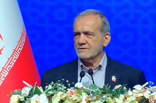 پزشکیان: ماهانه ۵ میلیون تومان از حقوقم را برای ساخت مدرسه صرف کنید؛ هر کس یک قدم بردارد پزشکیان: ماهانه ۵ میلیون تومان از حقوقم را برای ساخت مدرسه صرف کنید؛ هر کس یک قدم بردارد