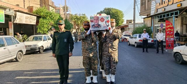 پیکر مطهر شهید محمدرضا پورمهدی در دزفول تشییع شد پیکر مطهر شهید محمدرضا پورمهدی در دزفول تشییع شد