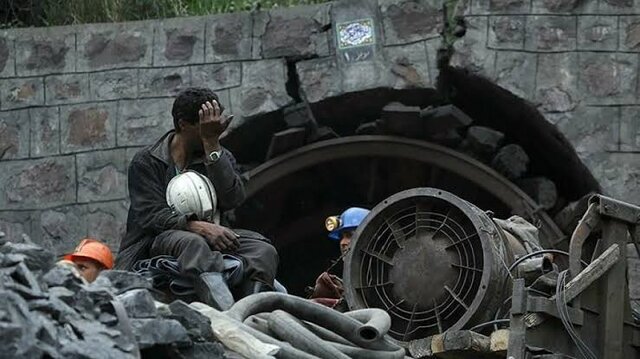 جان باختن یک کارگر بهدلیل ریزش آوار در معدن طبس / علت حادثه در دست بررسی است