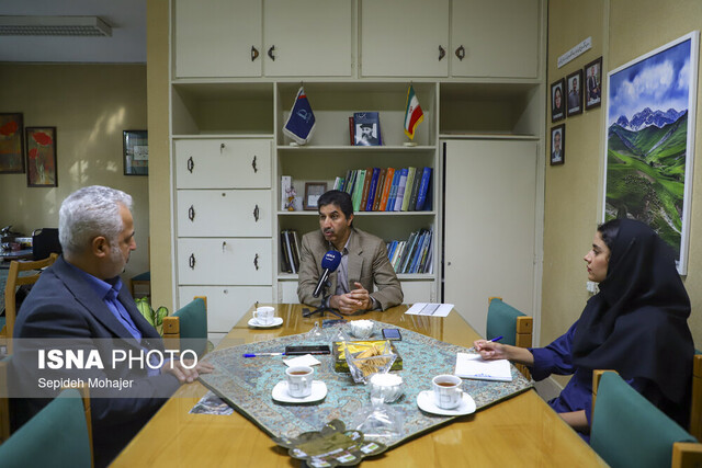 درون‌مایه رشته‌های منابع طبیعی، حفاظت از ثروت‌های ملی و عرصه‌های طبیعی است