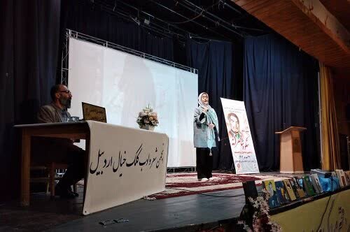 انجمن‌های ادبی، فضایی برای آموزش، تفکر و خلق زیبایی