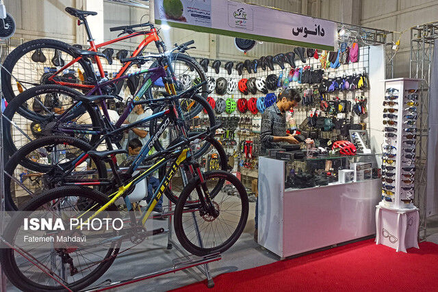 نمایشگاه تخصصی یا بازارچه فصلی؟