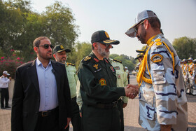 مراسم تکریم خانواده شهدای فراجا در جنگ ۱۲ روزه در کیش برگزار شد