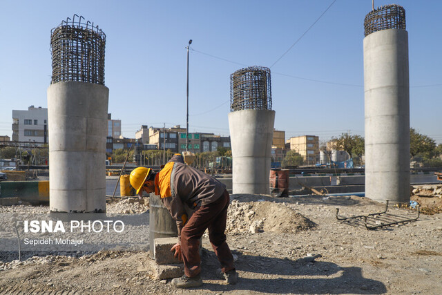 عکس تزئینی است چرخ پروژههای عمرانی شهر متوقف نشده است/ از واقعیتهای اقتصادی نباید غافل شد