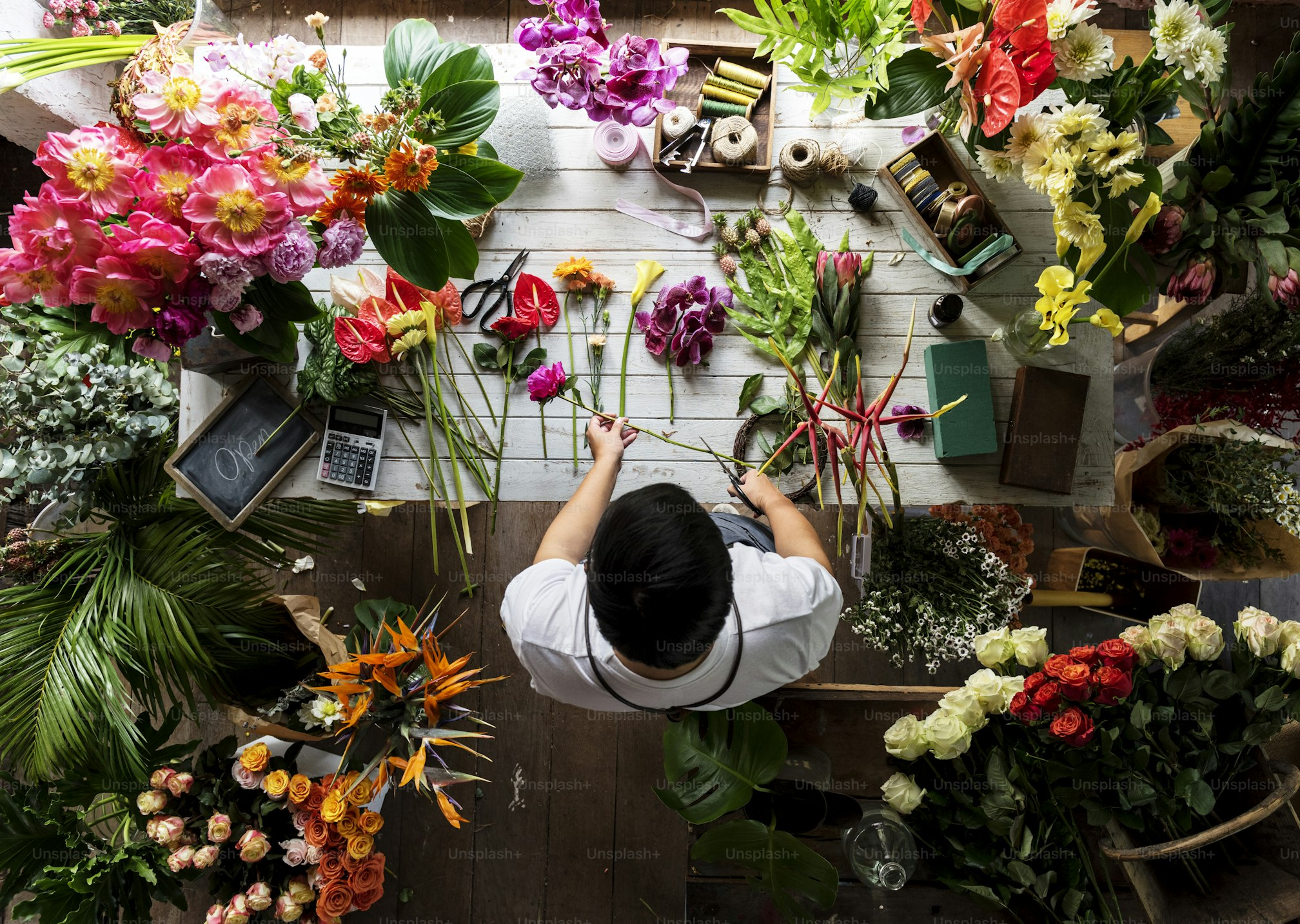 خرید گل آنلاین از زیباگل دسته گل و باکس گل برای هدیه