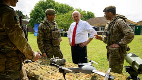 انگلیس مجوز شلیک به پهپادها را صادر می‌کند