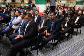دیدار قهرمانان ورزشی و مدال‌آوران المپیادهای علمی با رهبر انقلاب