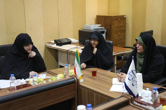 نشست فراکسیون زنان با مدیران امور ستاد کل نیروهای مسلح