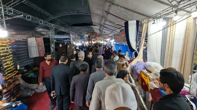 نمایشگاه پاییزه در بم گشایش یافت
