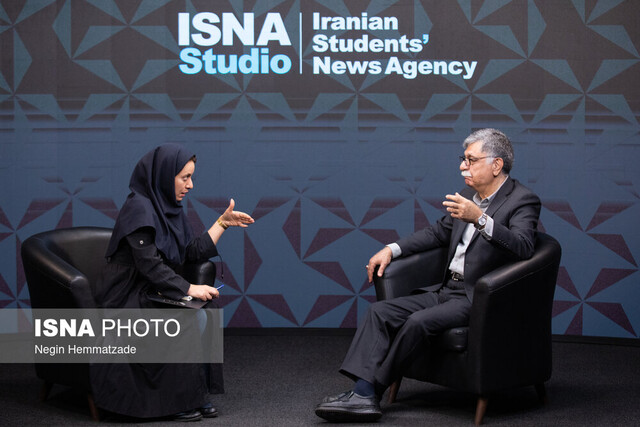 روایتی از روزهای حساس کیهان و نخستین دیدار با دکتر معتمدنژاد/ تیتری که ۱۰۰ بار تغییر کرد