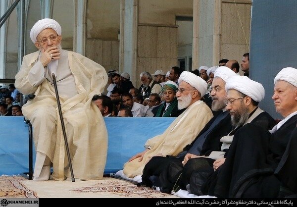 سیاستمداری که راه میانه را برگزید