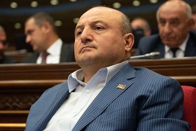 شهردار مخالف دولت ارمنستان دستگیر شد
