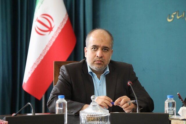 خضریان: کمیسیون اصل نود حذف انحصار سالن‌های اعلام بار را پیگیری می‌کند