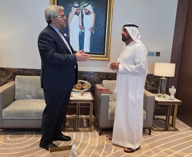 رایزنی سرکنسول ایران با مدیرعامل گروه هواپیمایی امارات رایزنی سرکنسول ایران با مدیرعامل گروه هواپیمایی امارات