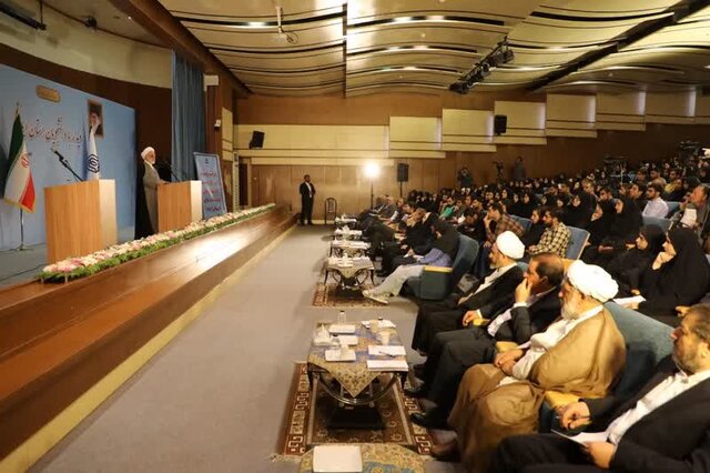 میخواهیم عدالت را در مقام عمل ببینیم