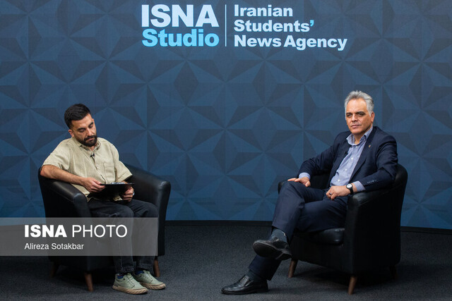 درآمد پایین و فشار کاری بالا؛ ۲ چالش جدی پرستاران / ۸۰ ساعت اضافهکار اجباری در هر ماه